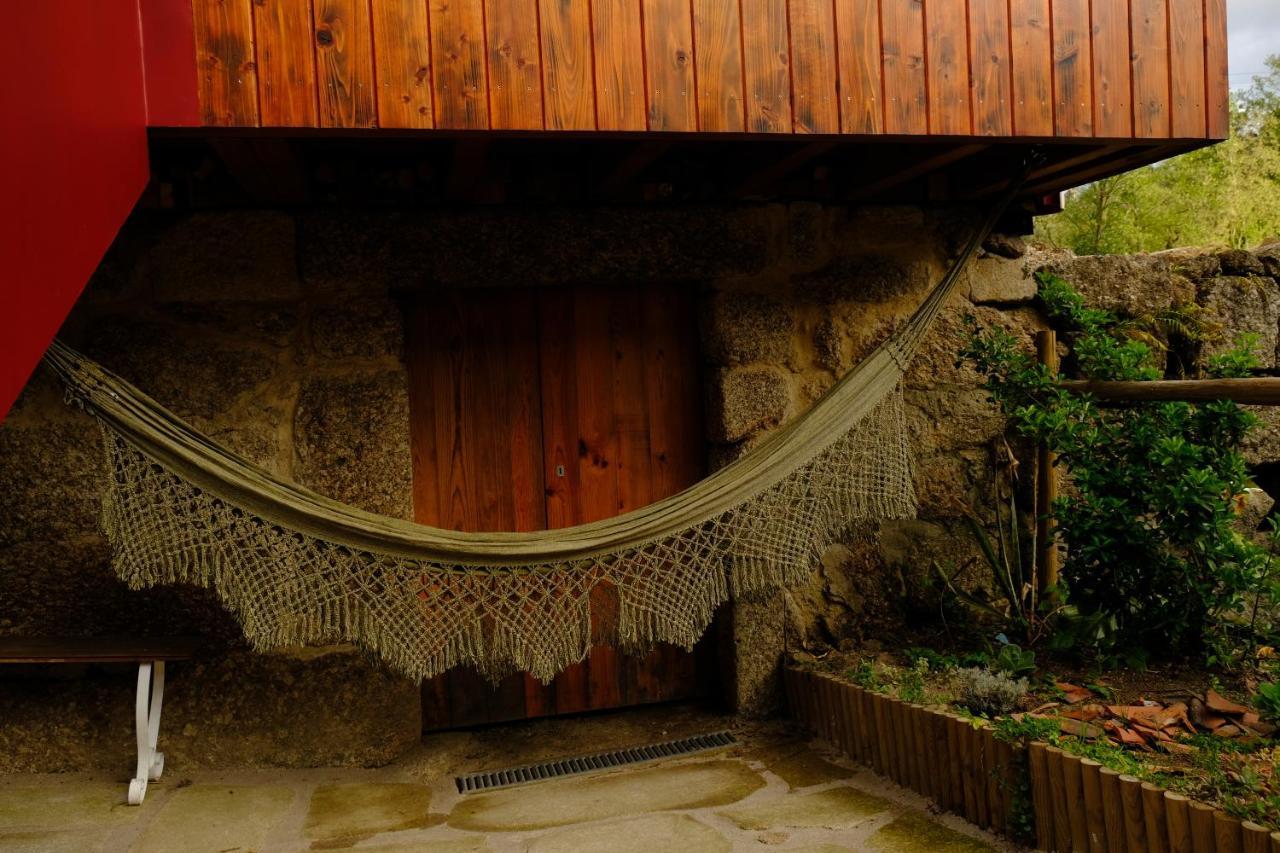 Refugio House Natura Moinho De Agua - Eco House Guimaraes Exterior photo